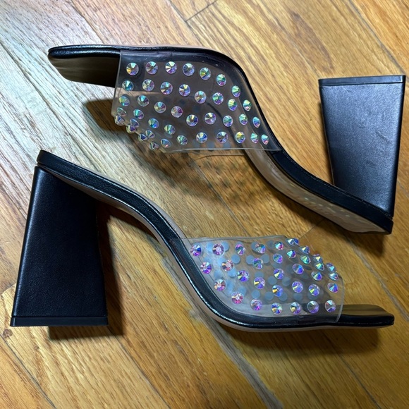 NWOB SCHUTZ LIZAH CRYSTAL VINYL SANDAL sold out in this size/color - Picture 4 of 6